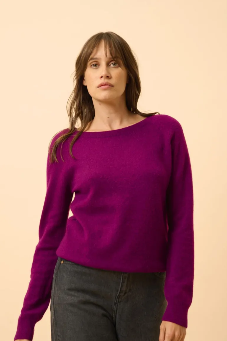 ABIGAIL pull col bateau goutte dos prune