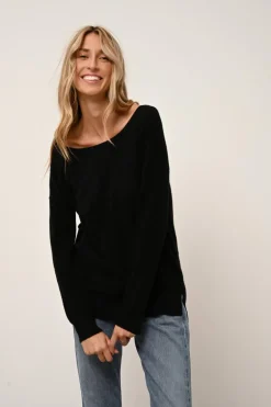 ABIGAIL pull col bateau goutte dos noir