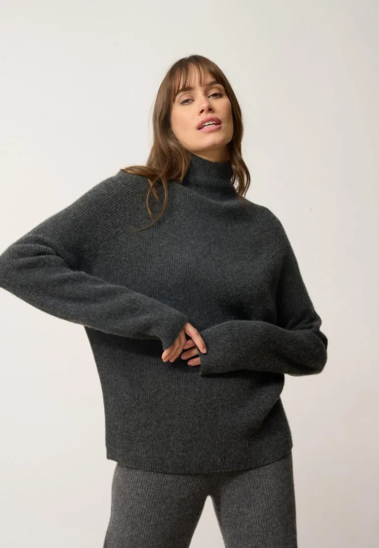 ALYSSA pull col montant carbone chiné