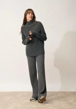 ALYSSA pull col montant carbone chiné