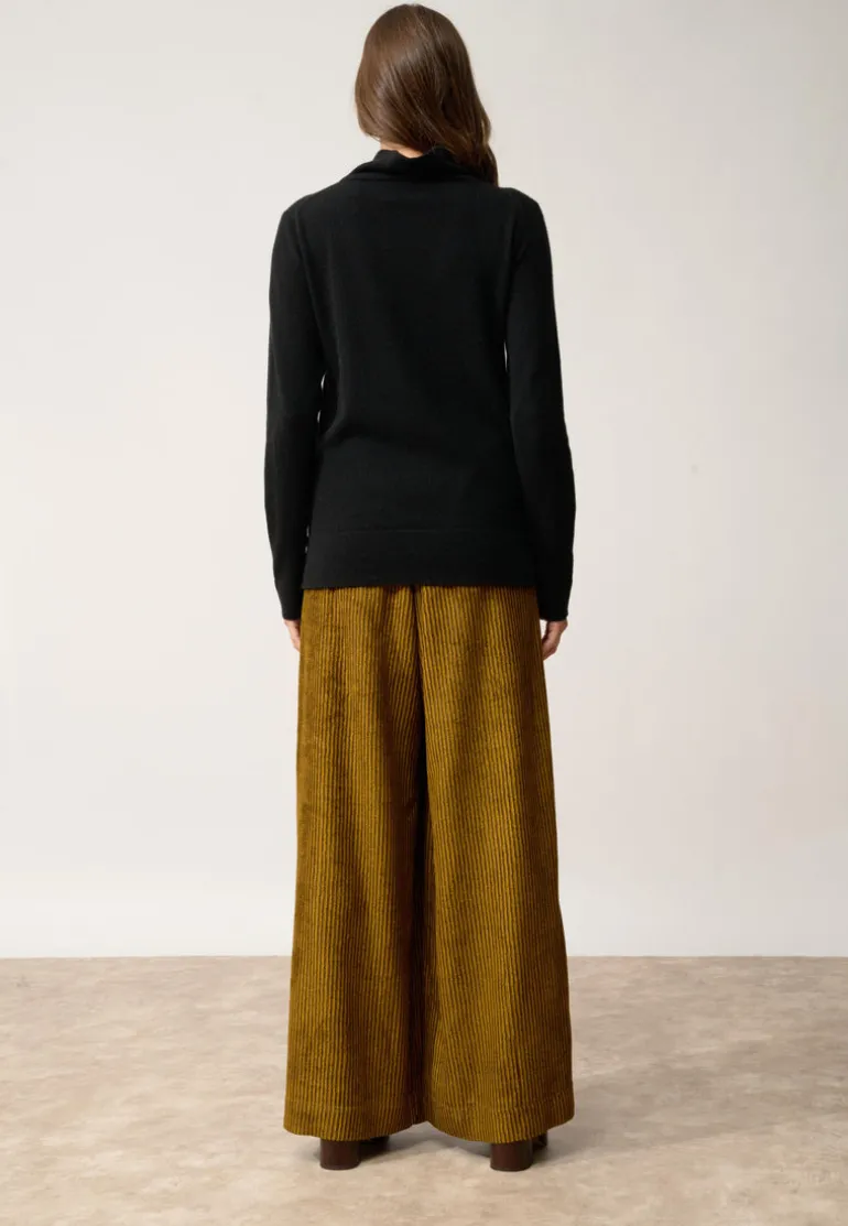 AMBRE pull col montant noir