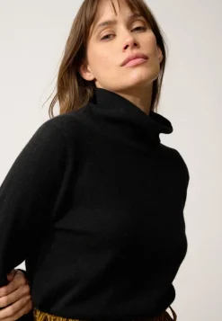 AMBRE pull col montant noir