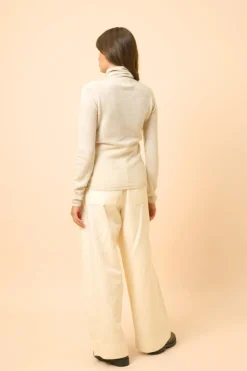 AVA pull col roulé gris perle chiné