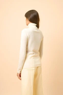 AVA pull col roulé neige