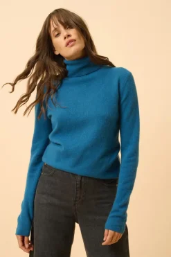 AVA pull col roulé paon