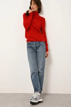 AVA pull col roulé rouge