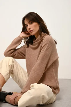BLANTYRE pull col roulé camel chiné