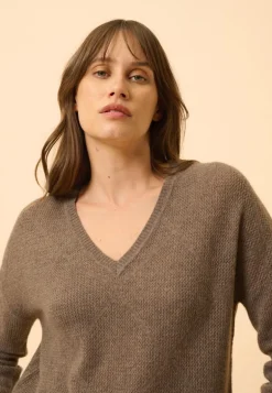 CAPUCINE pull col v taupe chiné