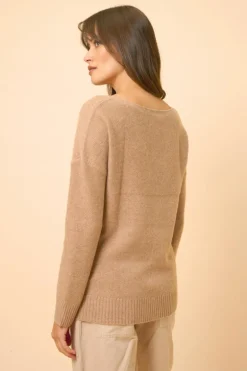CASSIE pull col v camel chiné