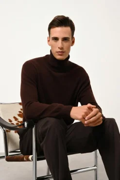 CONNOR pull col roulé choco