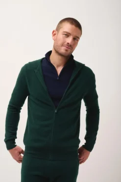 ELLIOT gilet col zippé capuche cyprès