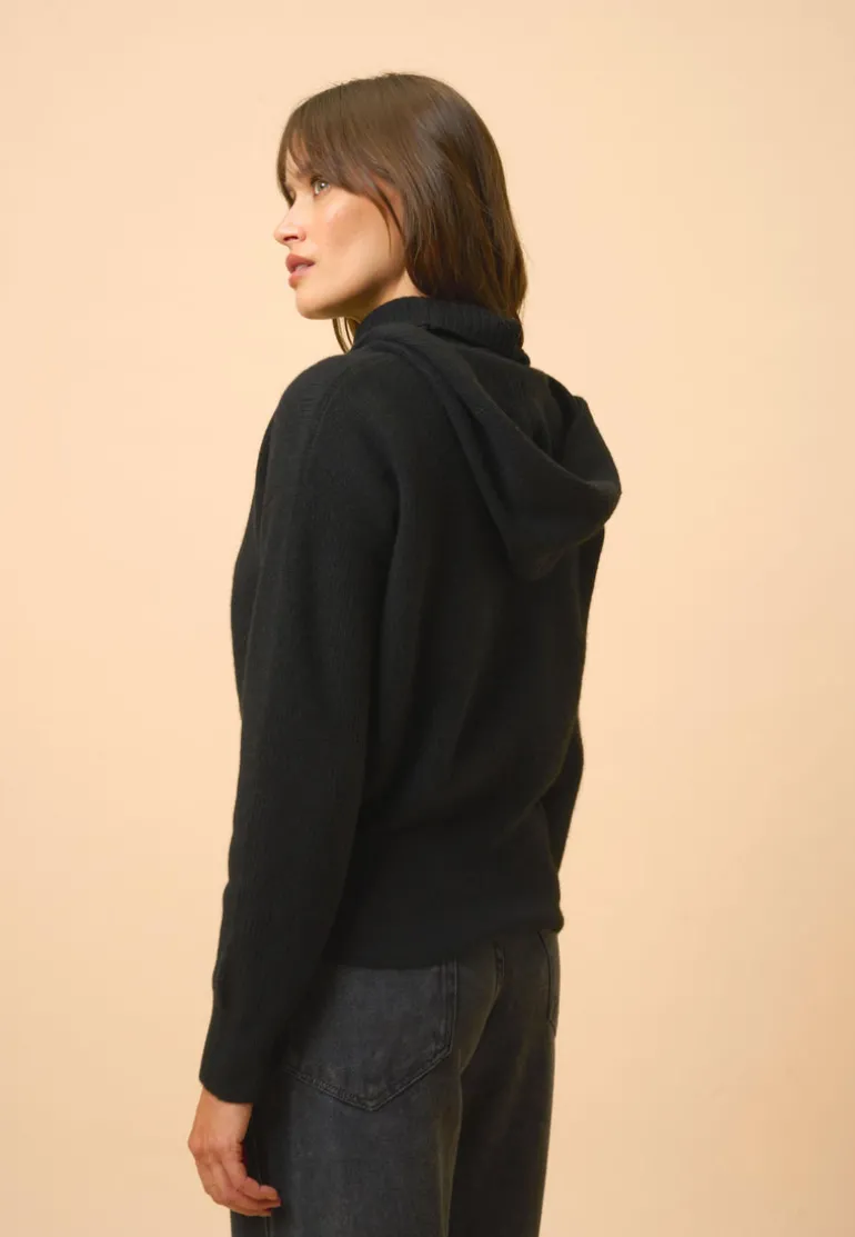 HELGA gilet col zippé capuche noir