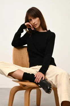 JANE pull col rond noir