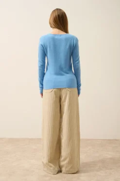 JOAN pull col v baby blue