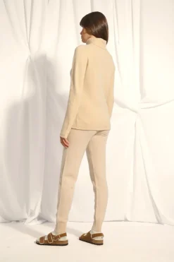JUNE pull col roulé beige