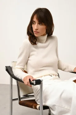 JUNE pull col roulé neige