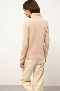JUNE pull col roulé sable