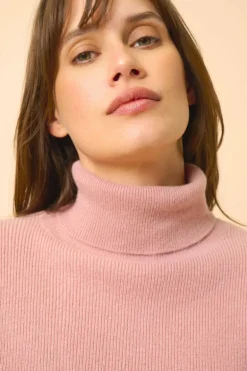 LANAIS pull col roulé bois de rose