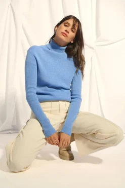 LANAIS pull col roulé sky