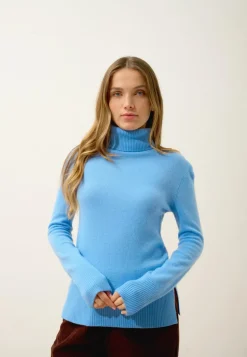LEXIE pull col roulé baby blue