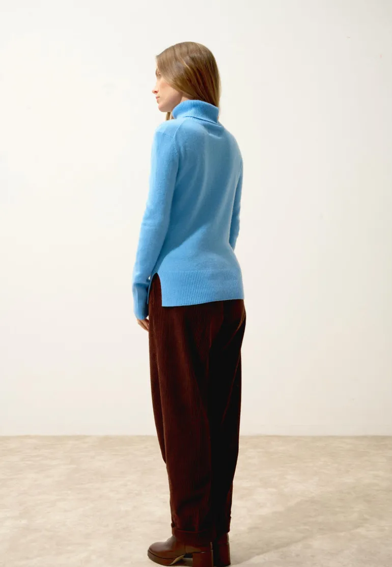 LEXIE pull col roulé baby blue
