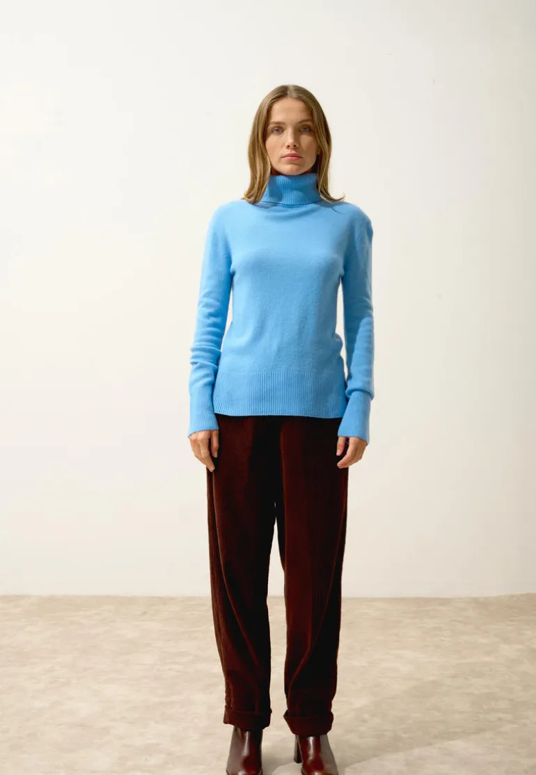 LEXIE pull col roulé baby blue
