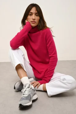 LEXIE pull col roulé fuchsia