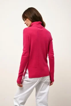 LEXIE pull col roulé fuchsia