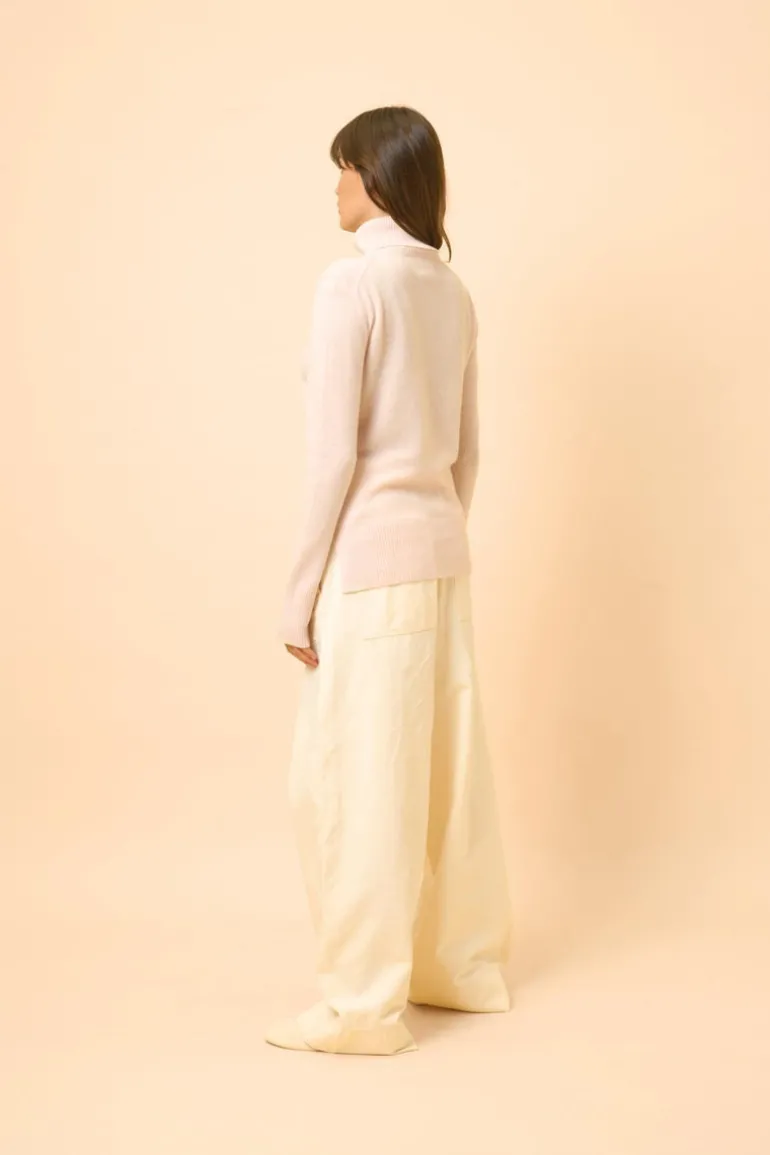 LEXIE pull col roulé poudre