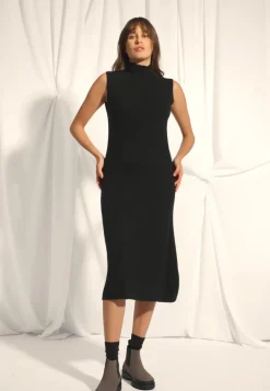 LOLA robe col montant noir