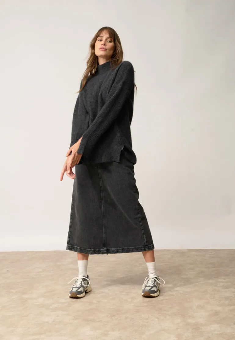 LOUISE pull col roulé noir chiné