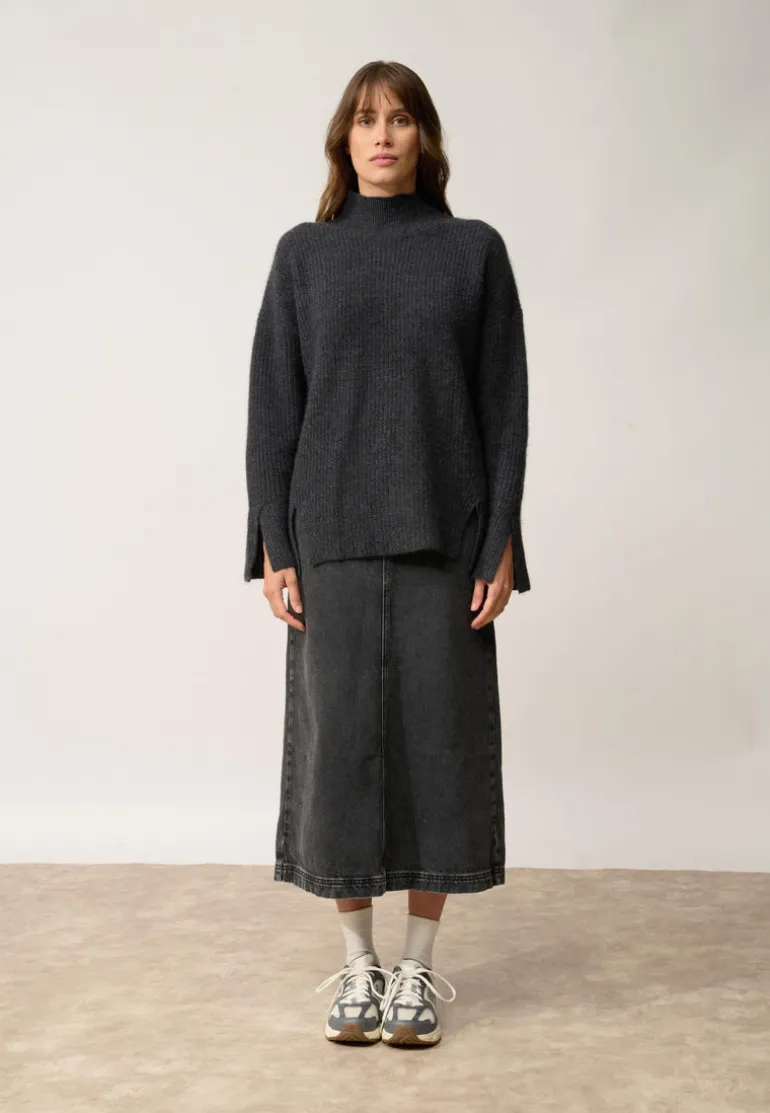 LOUISE pull col roulé noir chiné
