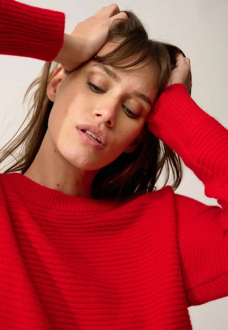 LOUNA pull col rond rouge
