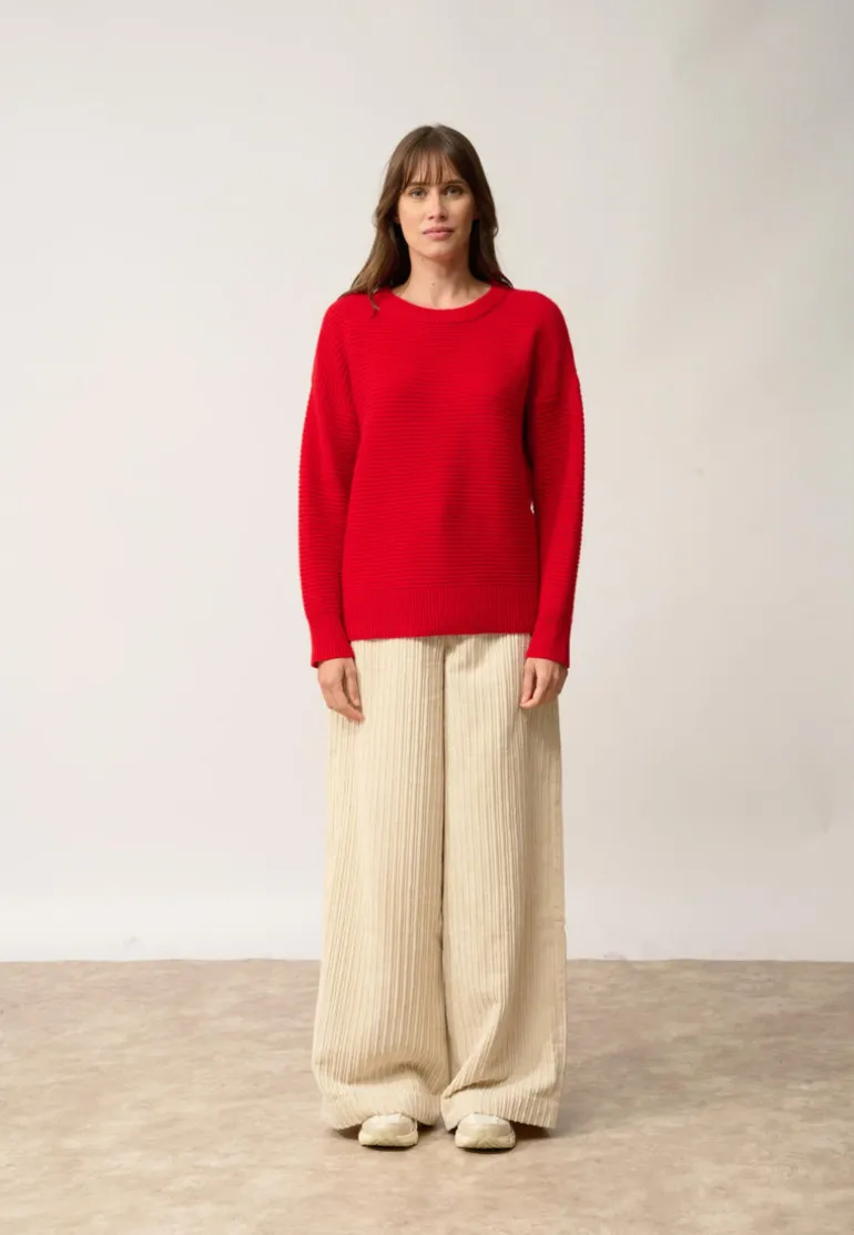 LOUNA pull col rond rouge