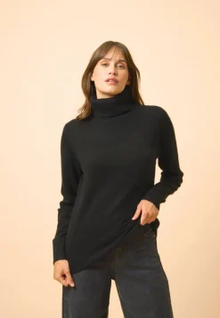 LUCIE pull col roulé noir