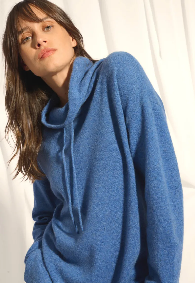 MELROSE pull col montant bleu denim