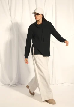 MELROSE pull col montant noir