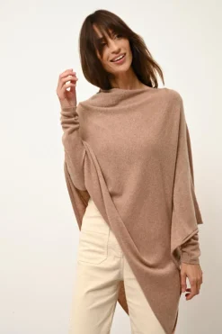 MEREDITH poncho col bateau camel chiné