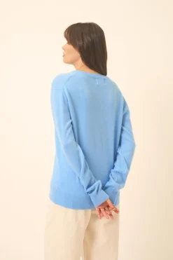 NORA pull col v baby blue