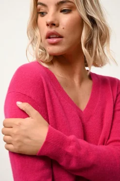 NORA pull col v fuchsia