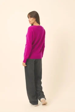 NORA pull col v violine