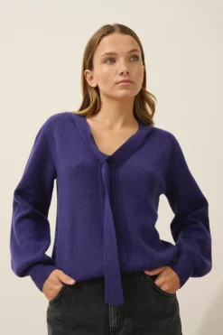 NOTY pull col lavallière purple