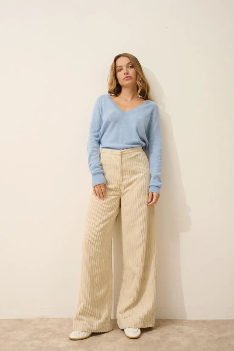 PHOEBE pull col v bleu ciel chiné