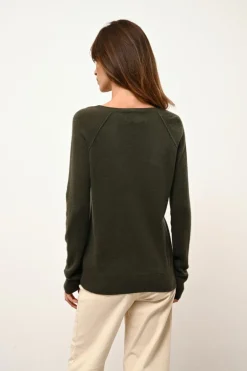 PHOEBE pull col v kaki