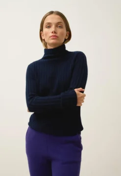 SUNNEVA pull col montant navy