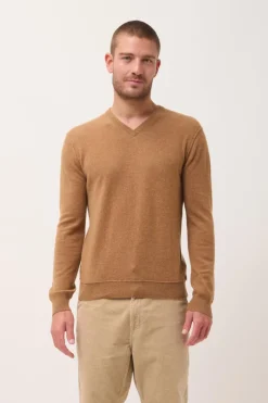 TOM pull col v noisette