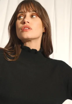 TRILA pull col montant noir