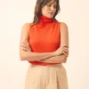 VIOLET pull col roulé orange