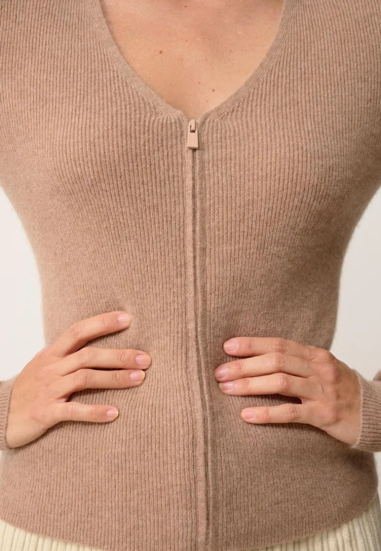 ZION gilet col v camel chiné